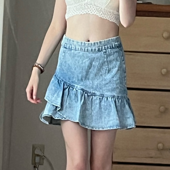 Frilly denim skirt: - Picture 1 of 8